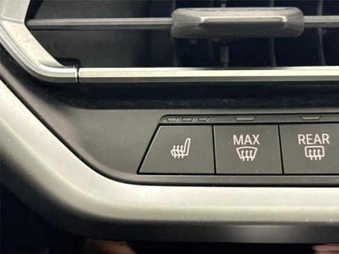 Used 2022 BMW X3 xDrive30i w/ M Sport Package image 8