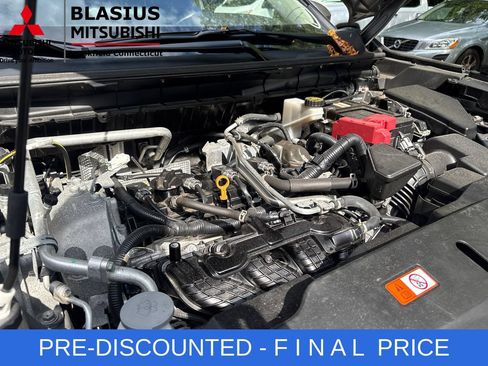 Used 2022 Mitsubishi Outlander SE AWD/4WD image 42