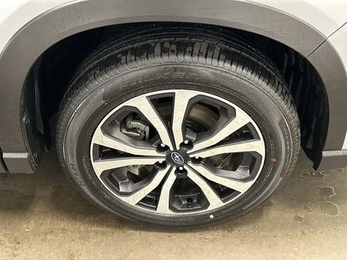 Certified 2023 Subaru Forester Limited image 5