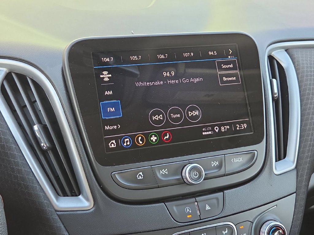 Used 2023 Chevrolet Malibu LT w/ Driver Confidence Package FWD image 21