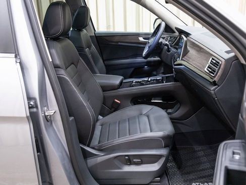 New 2026 Volkswagen Atlas SEL image 11