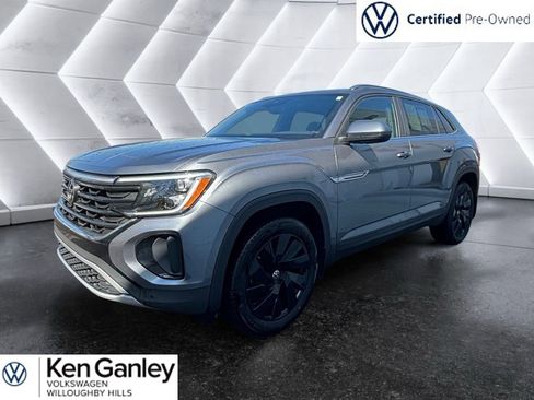 Certified 2024 Volkswagen Atlas Cross Sport SE w/ Panoramic Sunroof Package AWD/4WD image 1