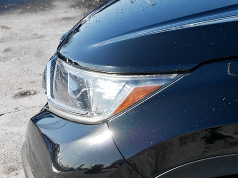 Used 2022 Honda CR-V EX-L image 16