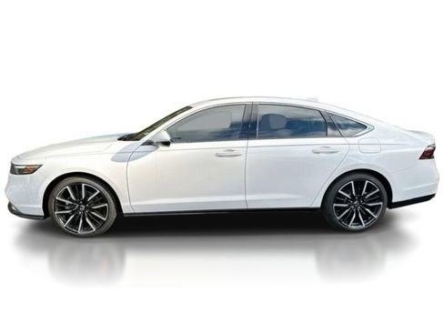 New 2025 Honda Accord Touring image 4