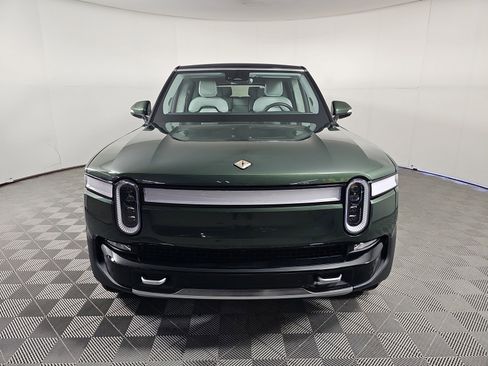 Used 2024 Rivian R1S Adventure image 8