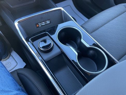 New 2026 Chevrolet Equinox LT w/ Convenience Package II image 7