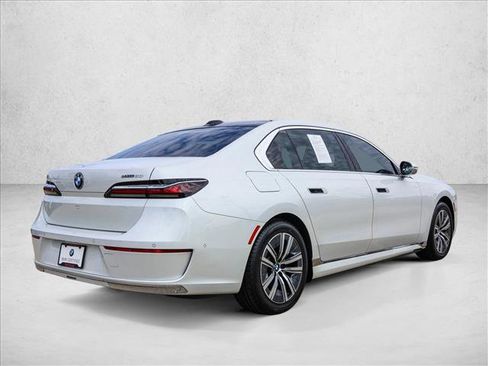 Certified 2024 BMW i7 eDrive50 RWD image 5