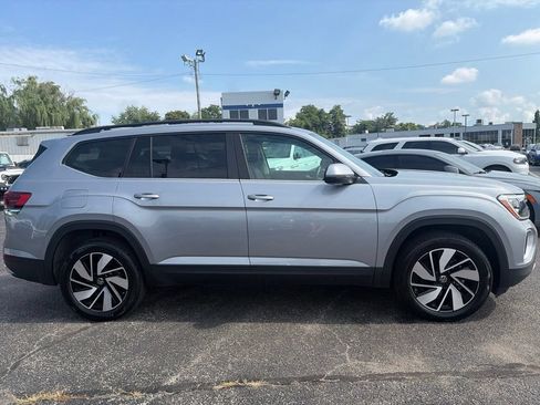 Used 2026 Volkswagen Atlas SE AWD/4WD image 8