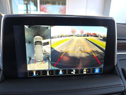 Used 2024 Chevrolet Tahoe High Country image 40