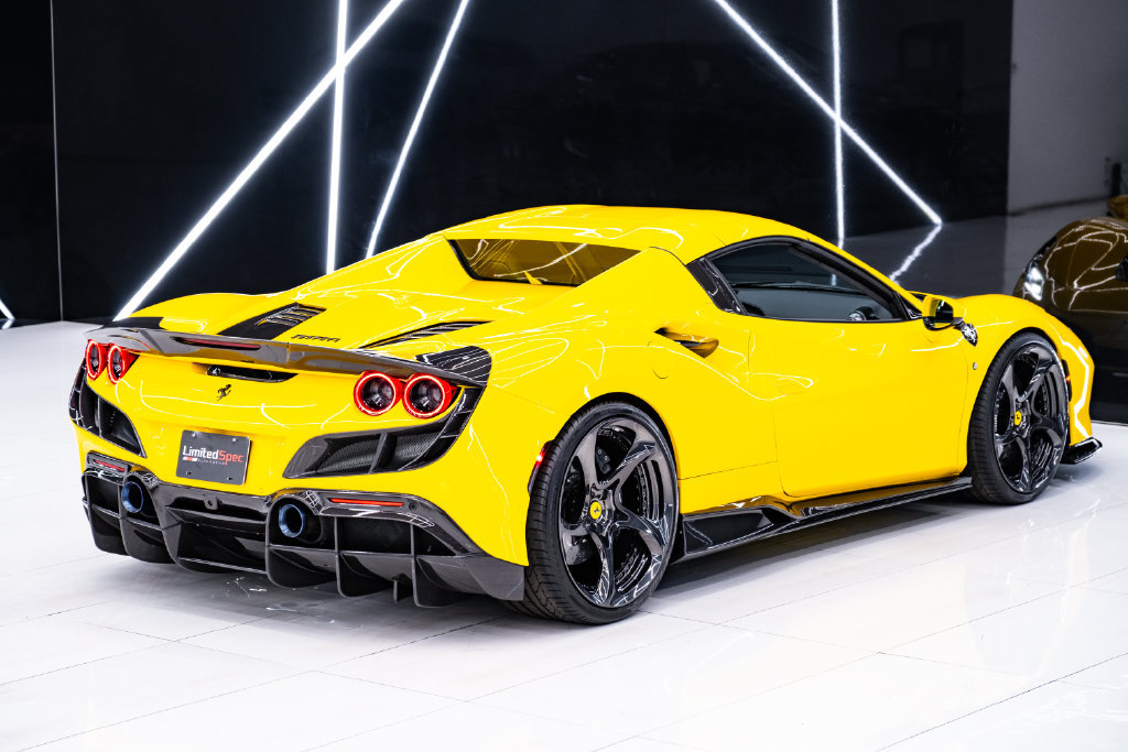 Used 2021 Ferrari F8 Tributo RWD image 29