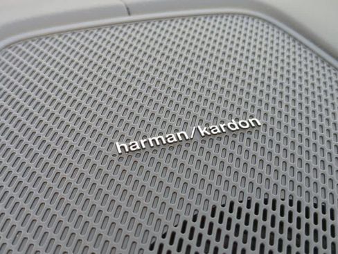 New 2026 Volvo XC60 T8 Ultra w/ Protection Package Premier AWD/4WD image 29