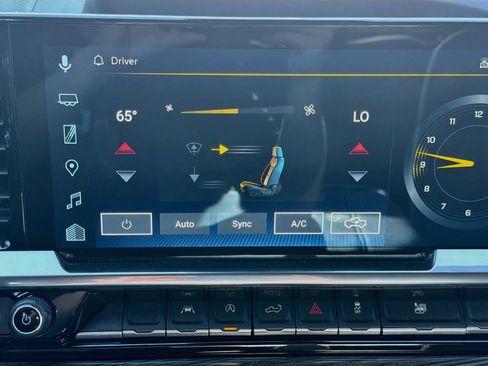Used 2023 Chevrolet Silverado 1500 LT RWD image 33
