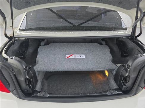Used 2011 BMW M3 Convertible RWD image 13