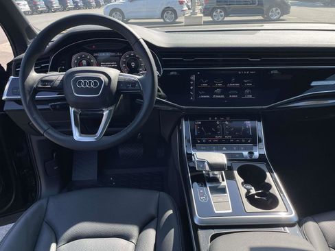 Certified 2025 Audi Q7 2.0T Premium Plus w/ Premium Plus Package AWD/4WD image 13