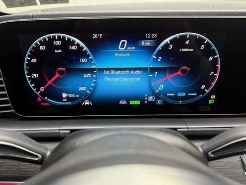 Used 2023 Mercedes-Benz GLS 450 4MATIC image 16