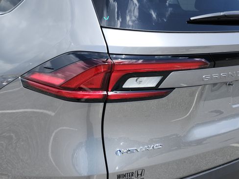 Used 2026 Toyota Grand Highlander AWD Hybrid image 12