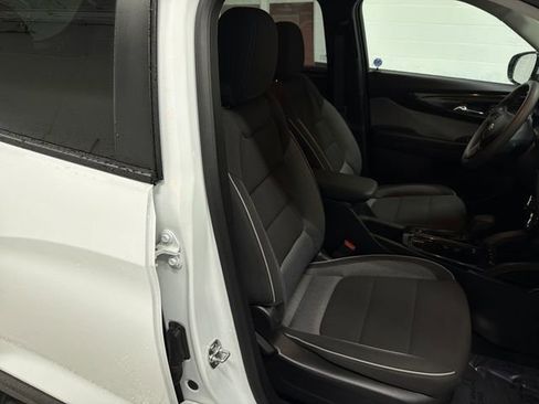Certified 2025 Chevrolet TrailBlazer LT AWD/4WD image 18