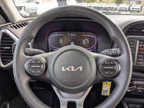 Certified 2024 Kia Soul LX w/ Option Group 015 FWD image 15