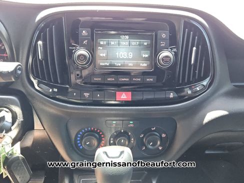 Used 2017 RAM ProMaster City Tradesman w/ Rear Back-up Camera Group FWD image 8