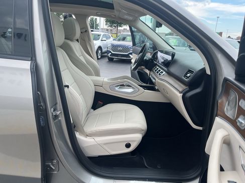 Used 2022 Mercedes-Benz GLE 350 w/ AMG Line Exterior image 48
