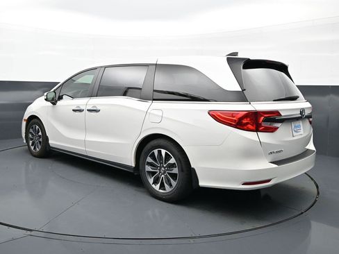 Used 2024 Honda Odyssey EX-L image 5