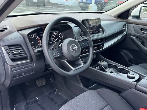Certified 2023 Nissan Rogue SV AWD/4WD image 31