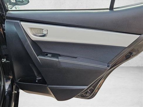 Used 2017 Toyota Corolla LE FWD image 21