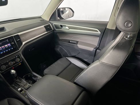 Used 2022 Volkswagen Atlas SE image 22