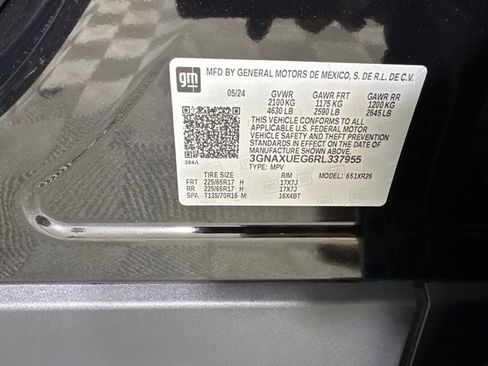 Used 2024 Chevrolet Equinox LT AWD/4WD image 14