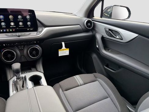 New 2026 Chevrolet Blazer LT w/ Convenience Package image 22