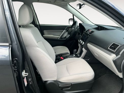 Used 2018 Subaru Forester 2.5i Premium w/ Protection Package #1 AWD/4WD image 15