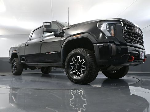 Used 2024 GMC Sierra 2500 AT4X image 58