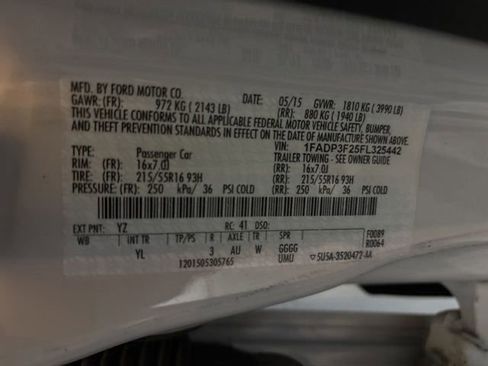 Used 2015 Ford Focus SE w/ Interior Protection Package FWD image 36