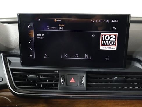 Used 2022 Audi Q5 2.0T Premium w/ Convenience Package image 41