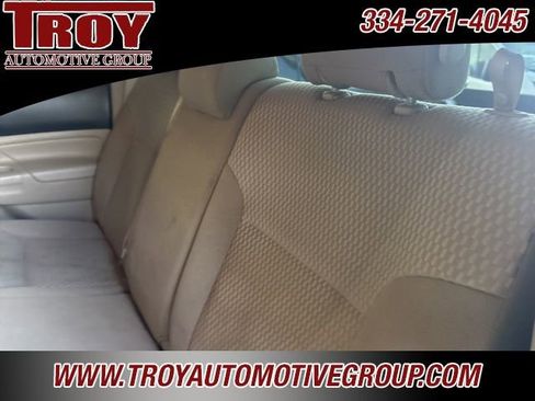 Used 2014 Toyota Tacoma PreRunner w/ SR5 Package image 18