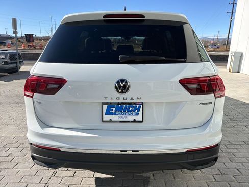 Certified 2022 Volkswagen Tiguan SE w/ Panoramic Sunroof Package image 6