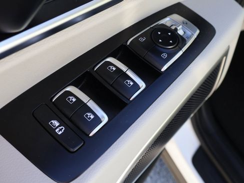 Used 2021 Kia Telluride EX w/ EX Premium Package image 12