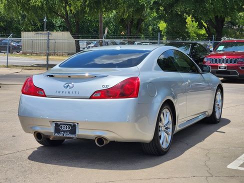 Used 2011 INFINITI G37 Journey w/ Premium Pkg RWD image 11