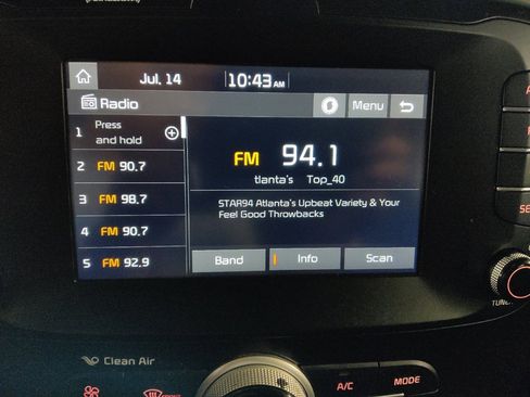 Used 2019 Kia Soul + FWD image 25