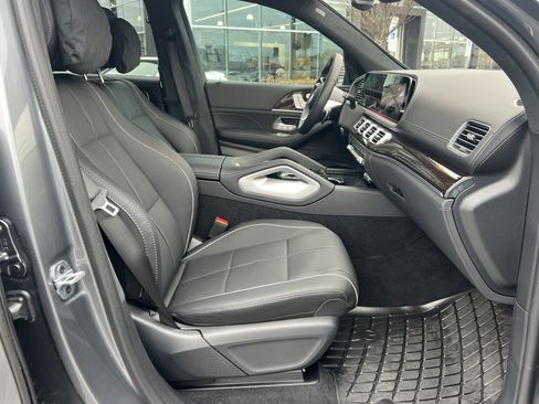 Certified 2026 Mercedes-Benz GLS 580 4MATIC image 35