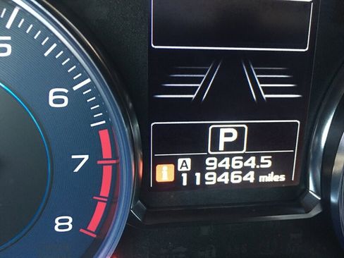 Used 2016 Subaru Crosstrek 2.0i Premium image 11