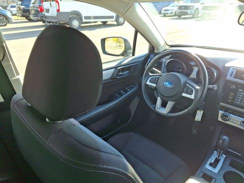 Used 2017 Subaru Legacy 2.5i Premium image 15