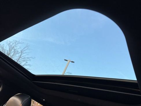 Used 2023 Jeep Grand Cherokee Altitude image 5