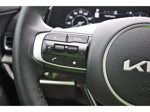 Certified 2023 Kia Sportage SX FWD image 15