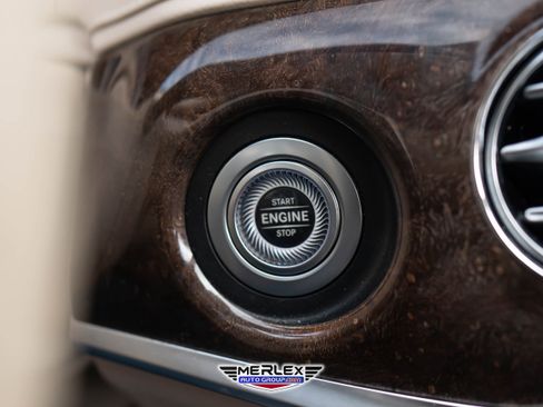 Used 2019 Mercedes-Benz S 560 4MATIC Sedan image 31