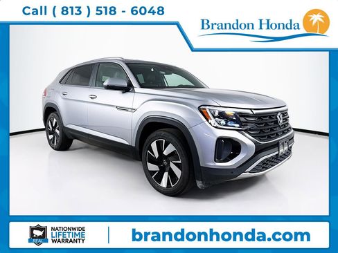 Used 2024 Volkswagen Atlas Cross Sport SE image 1