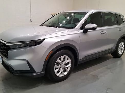 Used 2024 Honda CR-V LX image 4