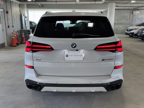 New 2026 BMW X5 M60i image 6