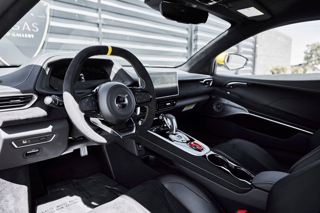 Used 2026 Lotus Emira SE RWD image 2