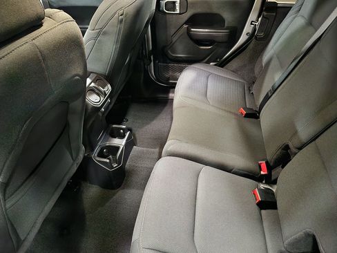 Used 2021 Jeep Wrangler Unlimited Sport S image 50